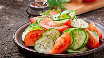 Cum sa slabesti rapid cu dieta cu rosii si castraveti. Dieta cea mai eficienta vara